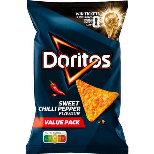 Foto van Doritos Sweet chili pepper party pack op witte achtergrond