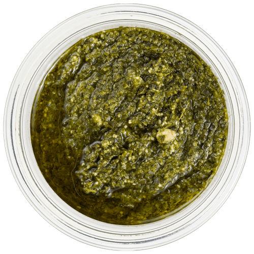 Foto van DekaVers Pesto traditioneel op witte achtergrond