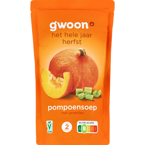 Foto van G'woon Soep in zak pompoen op witte achtergrond
