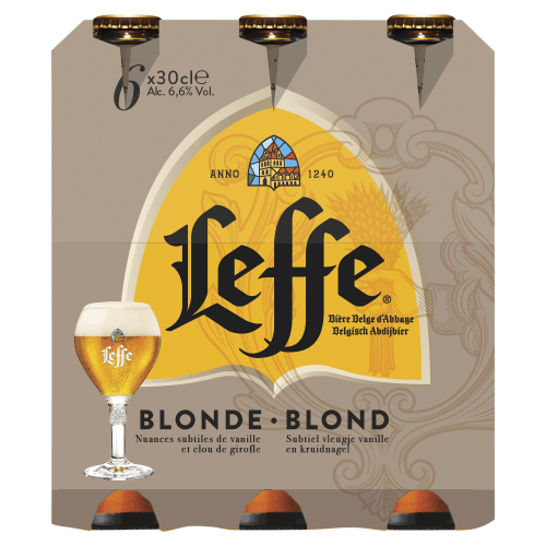 Foto van Leffe Blond op witte achtergrond