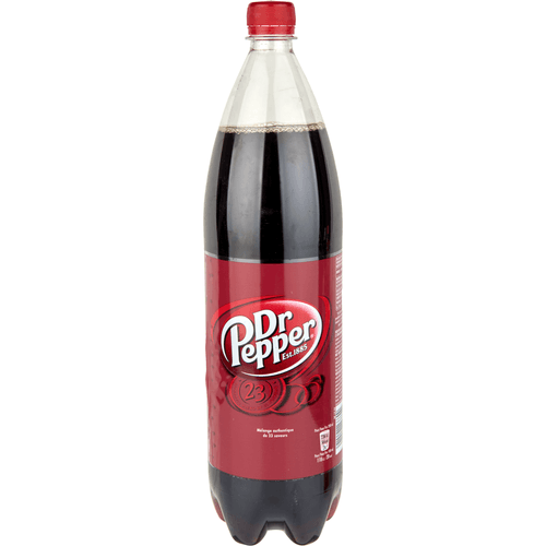 Foto van Dr Pepper Regular op witte achtergrond