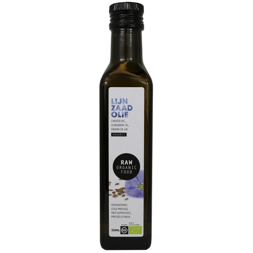 Foto van Raw Organic Food Lijnzaadolie op witte achtergrond