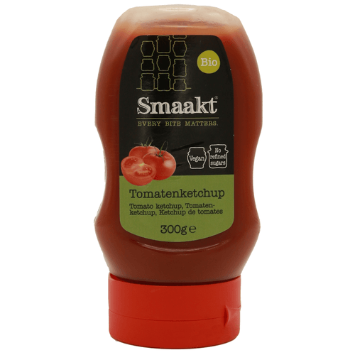 Foto van Smaakt Ketchup knijpfles op witte achtergrond