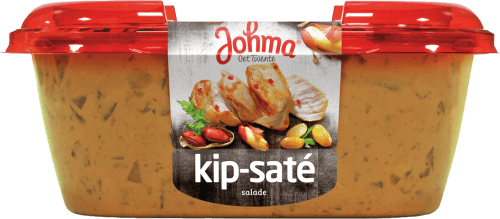 Foto van Johma Kip saté salade op witte achtergrond