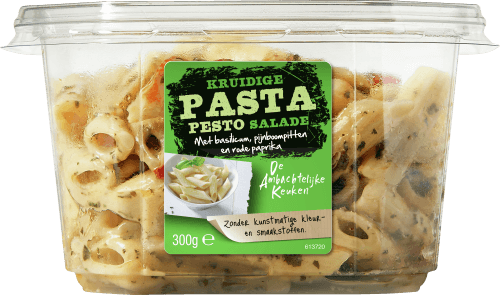 Foto van De Ambachtelijke Keuken Pastasalade pesto op witte achtergrond