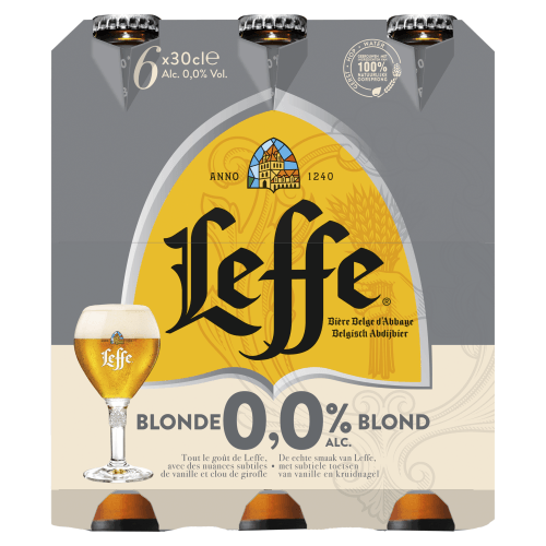 Foto van Leffe Blond op witte achtergrond