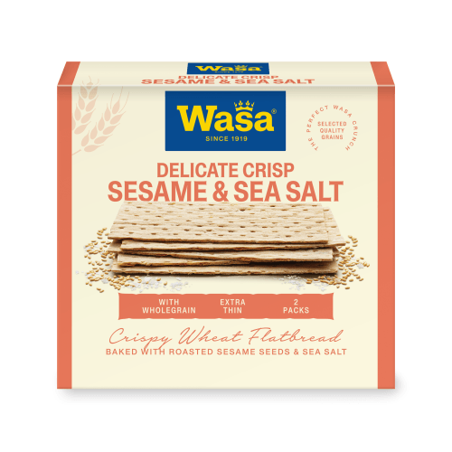 Foto van Wasa Delicate crisp sesame & sea salt op witte achtergrond