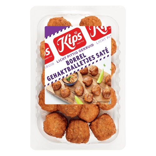 Foto van Kips Sate gehaktballetjes op witte achtergrond