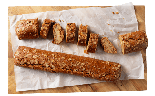 Foto van Roomboter speculaasstaaf op witte achtergrond