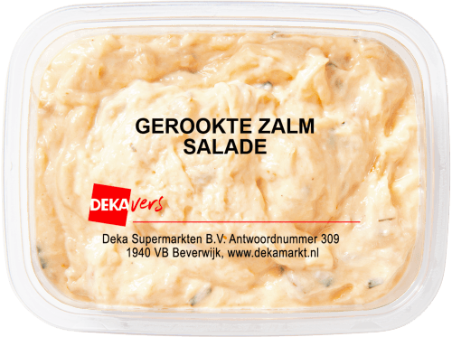 Foto van DekaVers Salade gerookte zalm op witte achtergrond