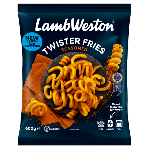 Foto van Lamb Weston Twister fries seasoned op witte achtergrond