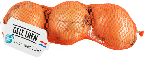 Foto van Gele uien trio op witte achtergrond