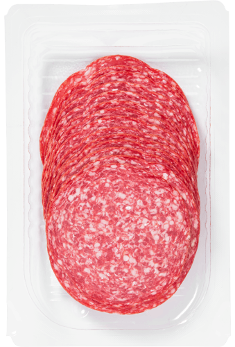 Foto van DekaVers Salami op witte achtergrond