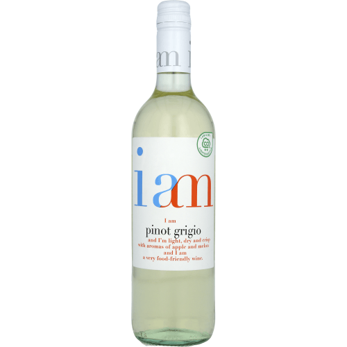 Foto van I Am Pinot grigio op witte achtergrond