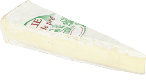 Foto van Brie fleur de pre op witte achtergrond