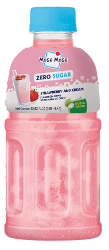 Foto van Mogu Mogu Zero cream aardbei op witte achtergrond