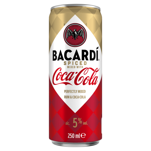 Foto van Bacardi Rum & cola spiced op witte achtergrond
