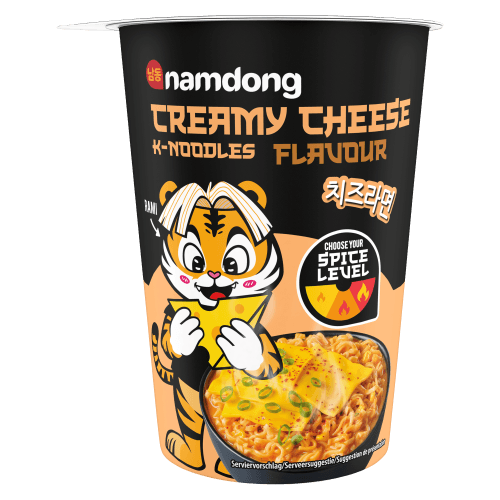 Foto van Namdong Noodles creamy cheese op witte achtergrond