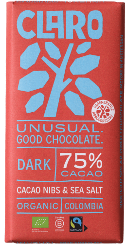 Foto van Claro Chocoladereep puur cacaonibs & zeezout op witte achtergrond