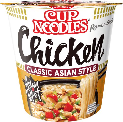 Foto van Nissin Noodles chicken classic asian style op witte achtergrond