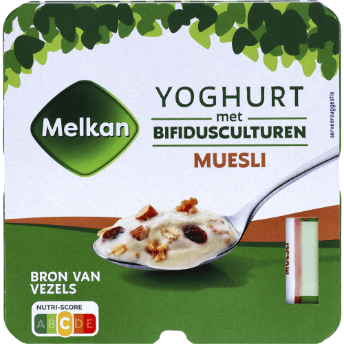 Foto van Melkan Yoghurt met culturen en muesli op witte achtergrond