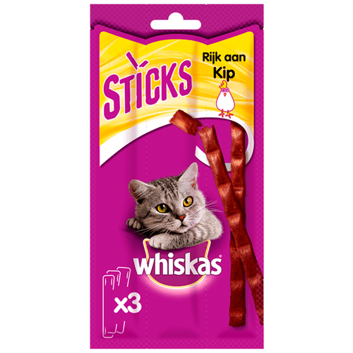 Foto van Whiskas Kattensnacks sticks rijk aan kip op witte achtergrond