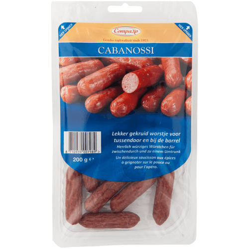Foto van Compaxo Cabanossi droge worst op witte achtergrond