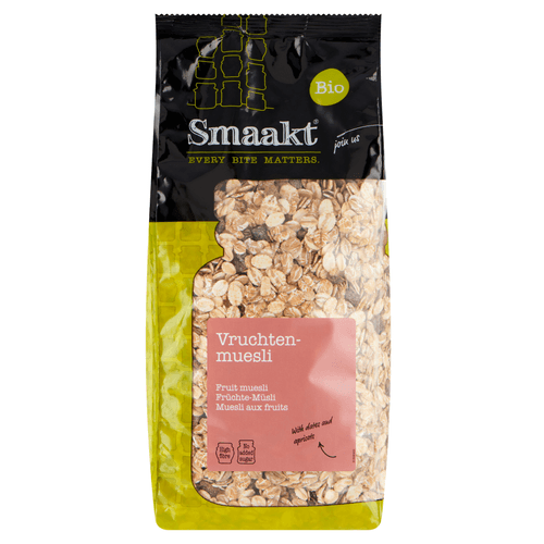 Foto van Smaakt Vruchtenmuesli op witte achtergrond