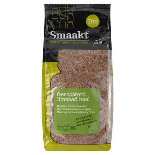 Foto van Smaakt Lijnzaad geroosterd heel op witte achtergrond
