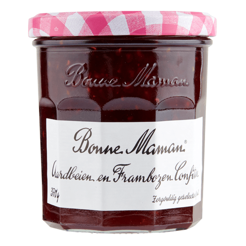 Foto van Bonne Maman Jam aardbeien & frambozen op witte achtergrond